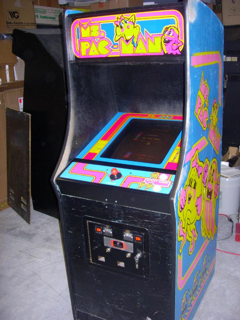 Ms Pac Man Cabinet